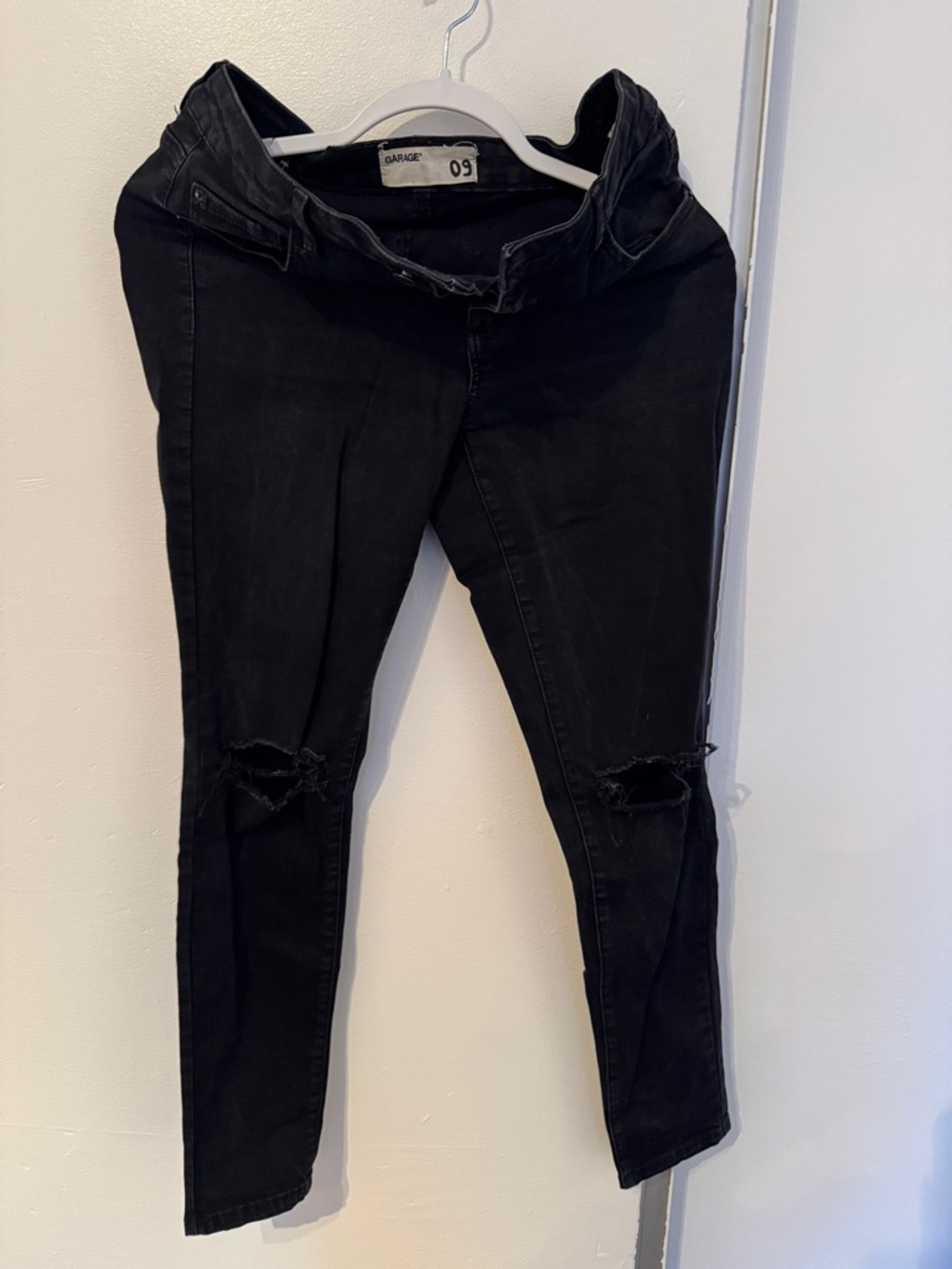 Garage Black Distressed Women’s Skinny Jeans (size 9 but fits like a 4-6)